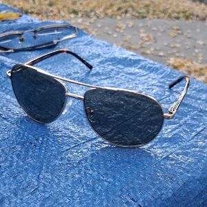 Veer New Castle II Gold Tortoise Shell Aviators